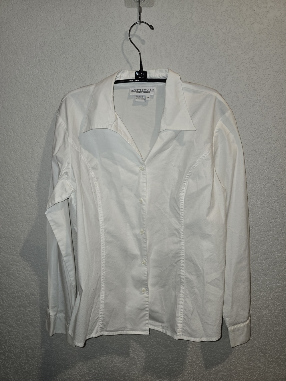 Monterey Bay Clothing Co. Women's Size 14 White Stretch Long Sleeve Button-Down